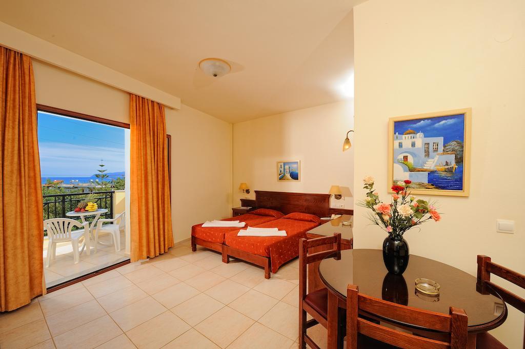 Aparthotel Maria Lambis à Stalida Extérieur photo